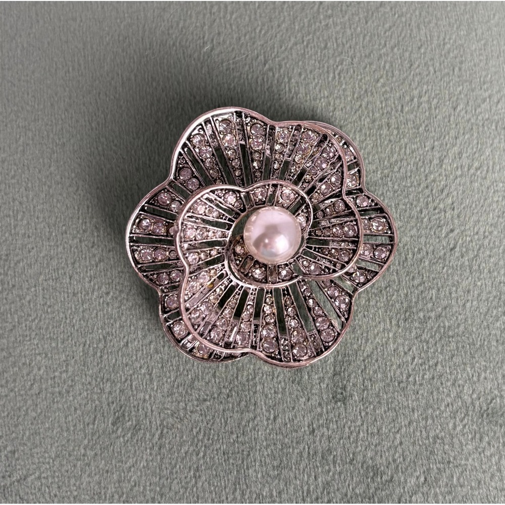 NAPIER‎ Silver Tone Flower Brooch Rhinestone Pearl Elegant Statement Pin P094